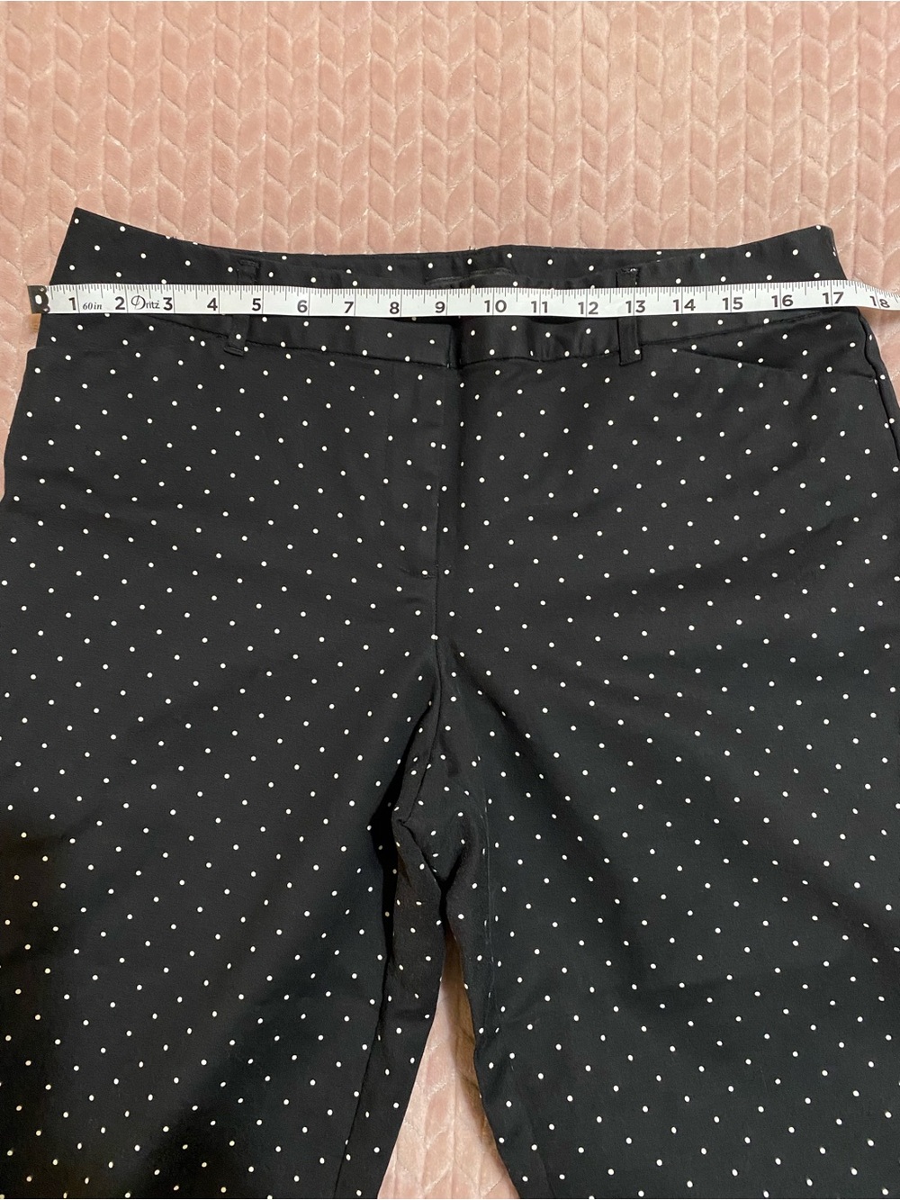 Liz Claiborne Black Polka Dot Ankle Pants Women’s Size 12 - Picture 6 of 8